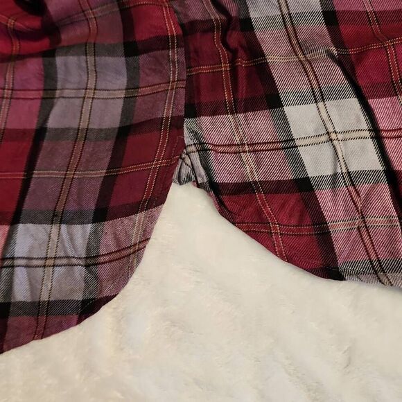 Intro Women's Plus Size 1X V Neck Button Front Maroon Plaid Flannel Top - Picture 10 of 12